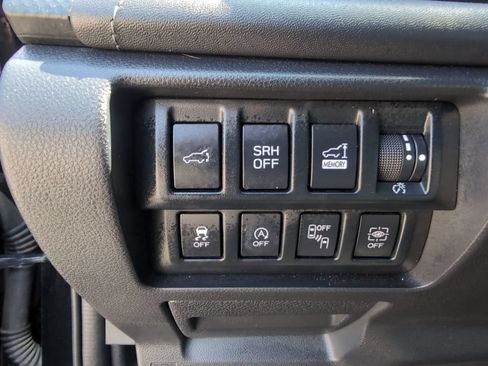 Used 2023 Subaru Forester Touring AWD/4WD image 16