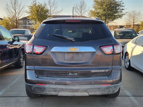 Used 2015 Chevrolet Traverse LT image 5