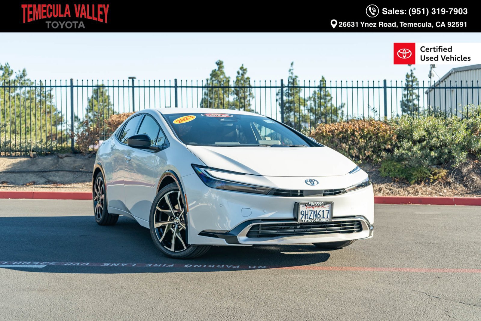 Certified 2023 Toyota Prius Prime FWD image 1