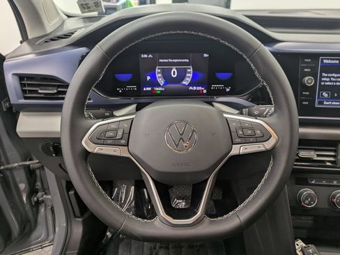 Used 2022 Volkswagen Taos SE AWD/4WD image 25