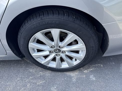 Used 2020 Toyota Camry LE FWD image 45