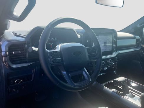 Used 2025 Ford F150 Lariat w/ Equipment Group 501A Mid AWD/4WD image 9