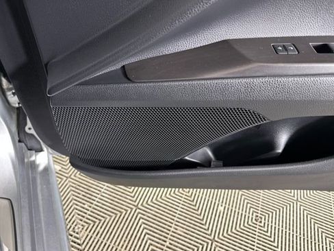 Used 2024 Toyota Camry SE image 29