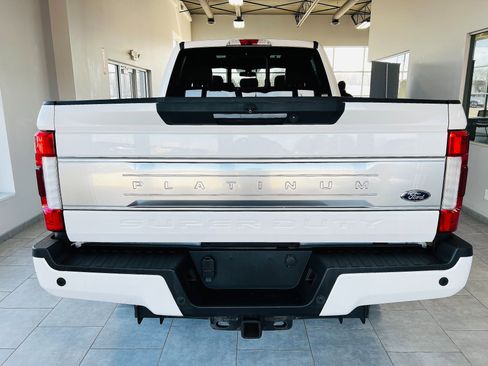 Used 2019 Ford F250 Platinum w/ Platinum Ultimate Package image 7