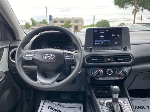 Certified 2023 Hyundai Kona SEL w/ Winter Weather Package AWD/4WD image 10