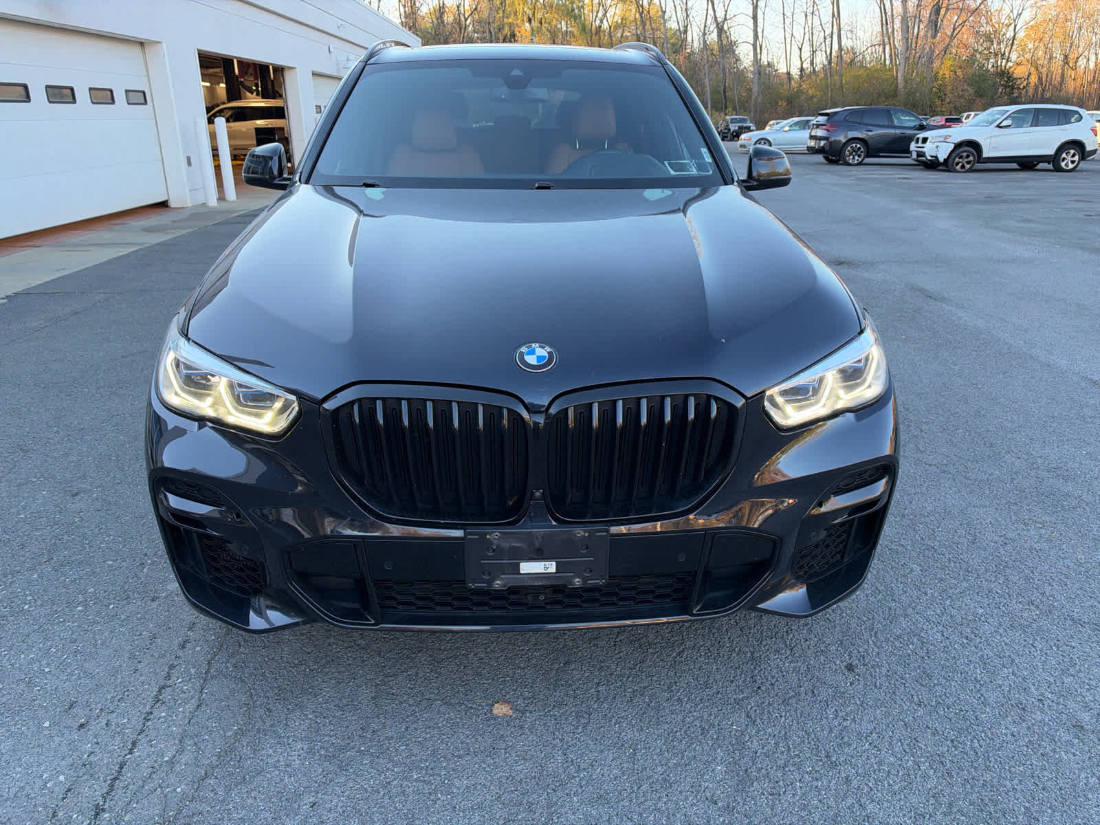 Used 2022 BMW X5 xDrive40i w/ M Sport Package AWD/4WD image 8