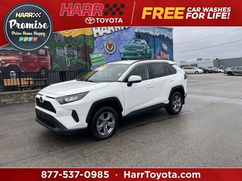 Certified 2022 Toyota RAV4 LE image 1