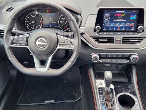 Used 2025 Nissan Altima 2.5 SR FWD image 26