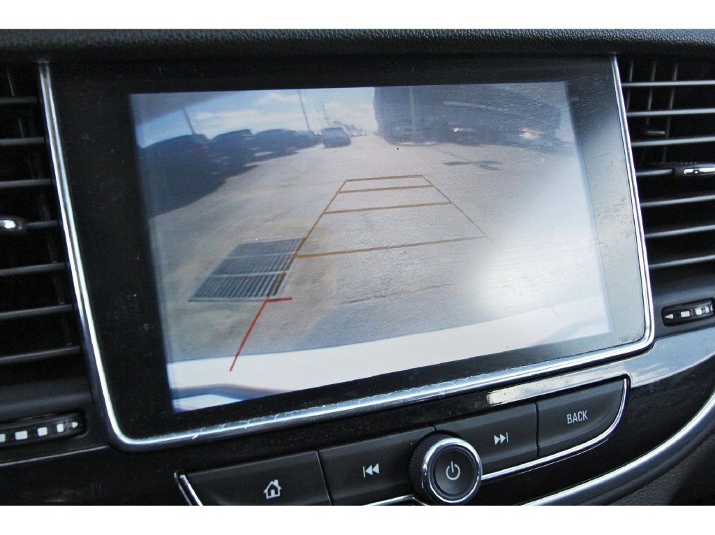 Used 2021 Buick Encore Preferred FWD image 28