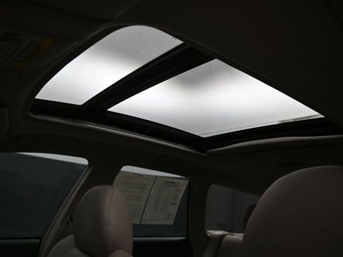 Used 2005 Subaru Legacy 2.5GT Limited image 24