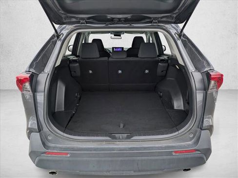 Used 2024 Toyota RAV4 LE image 7