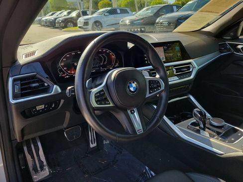 Used 2022 BMW M440i Convertible w/ Premium Package RWD image 6