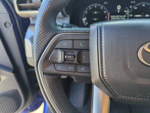 Used 2024 Toyota Tacoma TRD Off-Road image 14