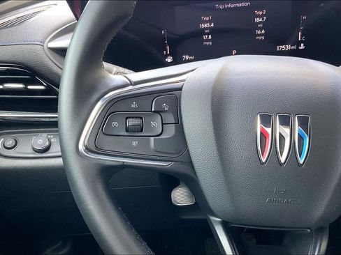 Used 2024 Buick Envista Sport Touring w/ Convenience II Package FWD image 23