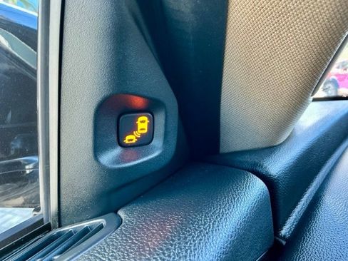 Used 2023 Acura MDX FWD image 25