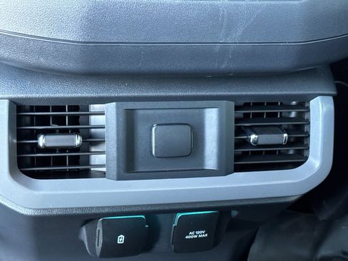 Used 2024 Ford F150 Lariat w/ Bed Utility Package image 14