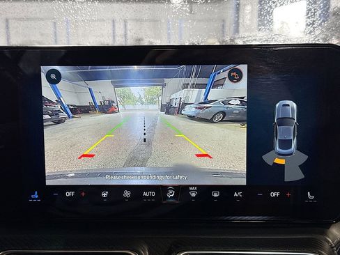 Used 2025 Ford Mustang Premium image 14