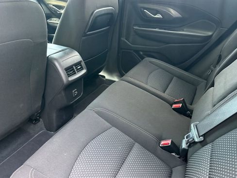 Used 2024 GMC Terrain SLE AWD/4WD image 12