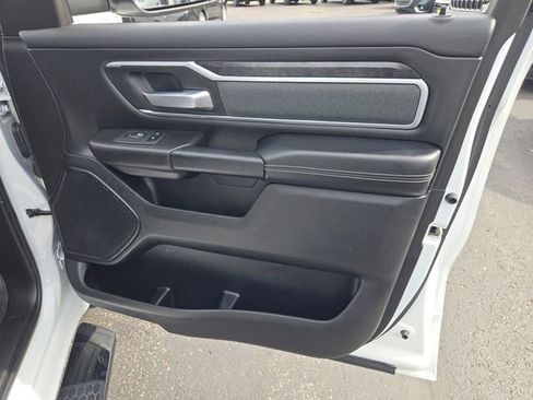 Used 2022 RAM 1500 Big Horn AWD/4WD image 5