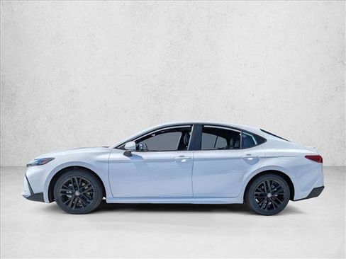 New 2026 Toyota Camry SE FWD image 5