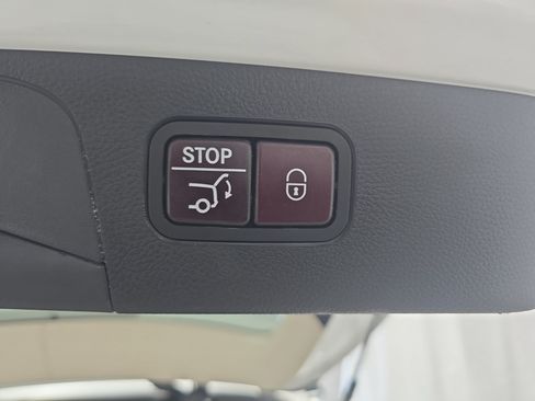 Certified 2018 Mercedes-Benz GLC 300 image 13