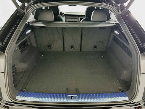 New 2026 Audi Q8 Premium Plus image 25