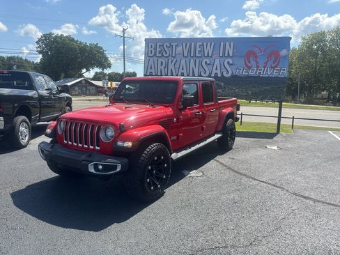 Used 2021 Jeep Gladiator Overland w/ Popular Equipment Package AWD/4WD image 1