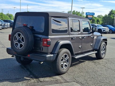 Used 2021 Jeep Wrangler Unlimited Sport AWD/4WD image 6