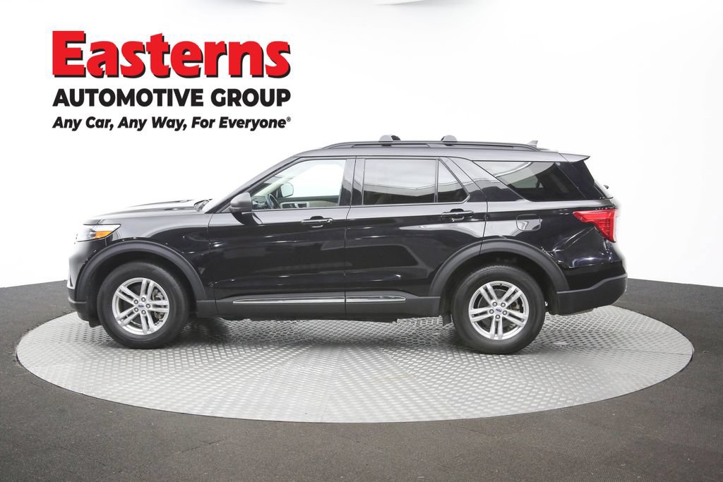 Used 2022 Ford Explorer XLT w/ Equipment Group 202A AWD/4WD image 61