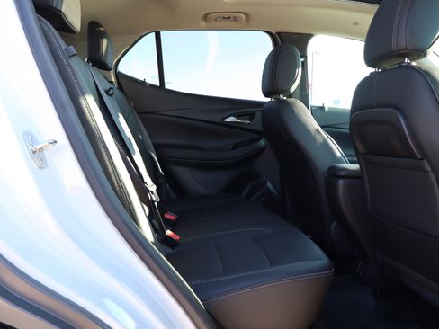 Used 2023 Buick Encore GX Essence w/ Advanced Technology Package image 12