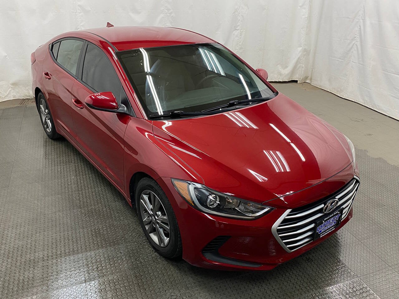 Used 2017 Hyundai Elantra SE FWD image 2