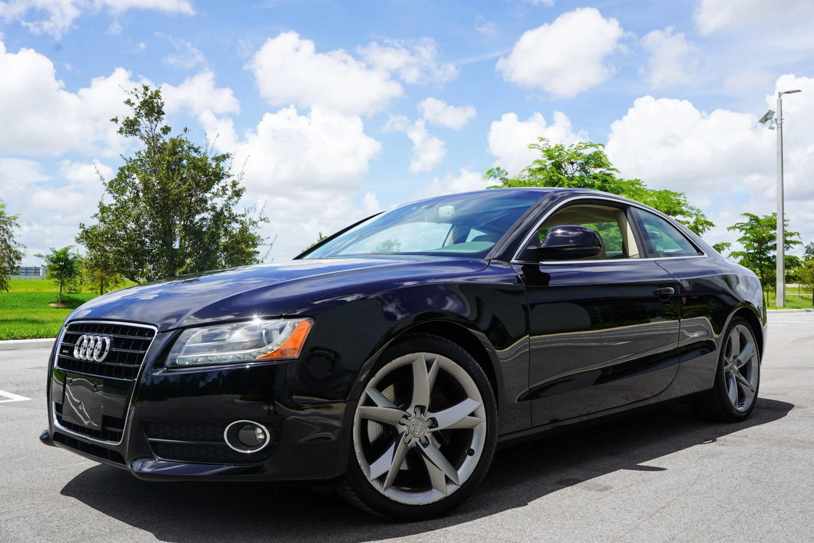 Used 2009 Audi A5 3.2 AWD/4WD image 1