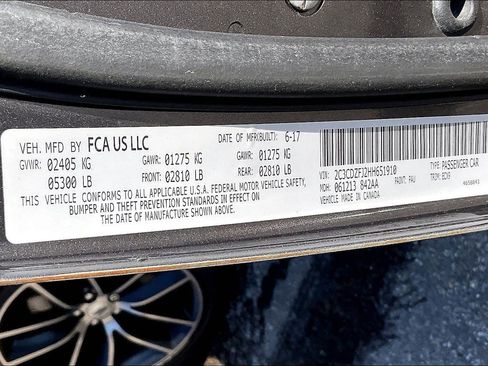 Used 2017 Dodge Challenger R/T Scat Pack w/ Leather Interior Group image 31