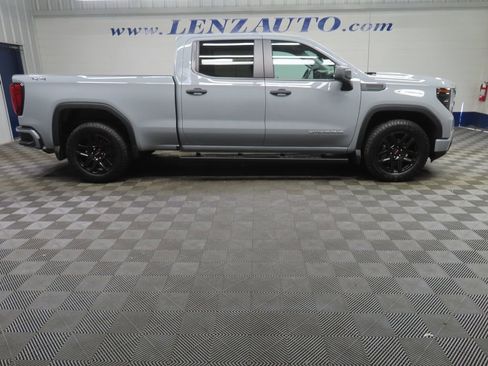 Used 2024 GMC Sierra 1500 Pro w/ Graphite Edition AWD/4WD image 2