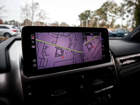 Used 2023 Lexus GX 460 Premium w/ Premium Package image 24