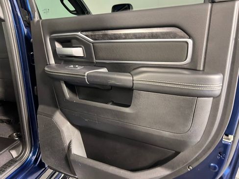 Used 2024 RAM 2500 Big Horn w/ Bed Utility Group image 27