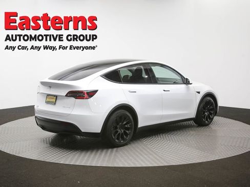 Used 2021 Tesla Model Y Long Range AWD/4WD image 36