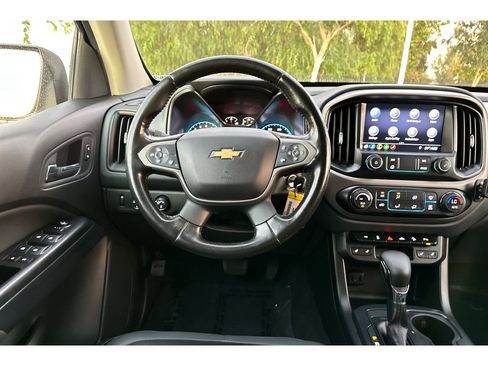 Used 2020 Chevrolet Colorado Z71 image 16
