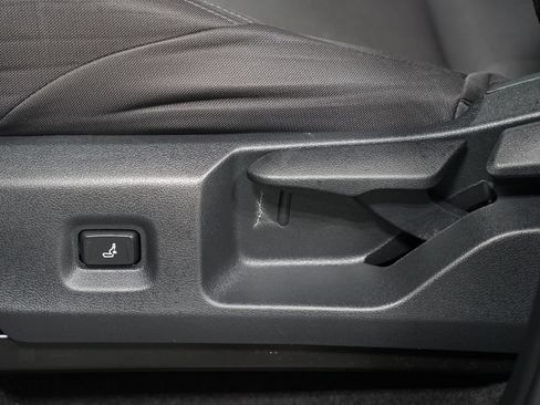 Certified 2025 Toyota Tacoma SR5 RWD image 34