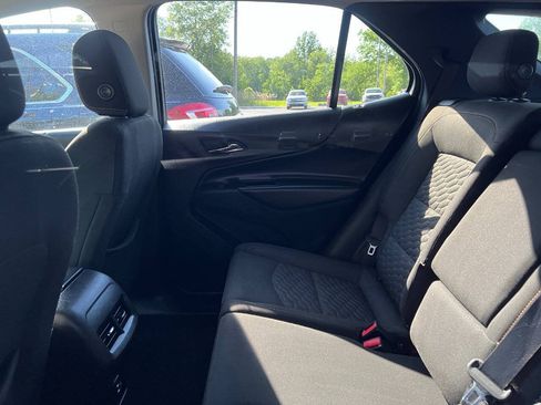 Used 2019 Chevrolet Equinox LT FWD image 12