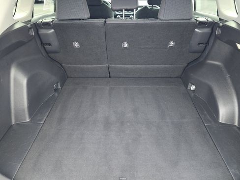 Used 2022 Toyota RAV4 LE image 14