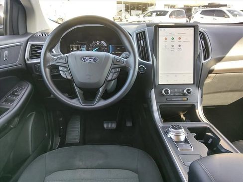 Used 2022 Ford Edge SE w/ Cargo Accessory Package AWD/4WD image 11