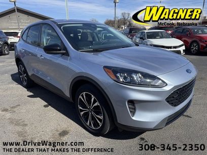 Used 2022 Ford Escape SE w/ SE Sport Appearance Package