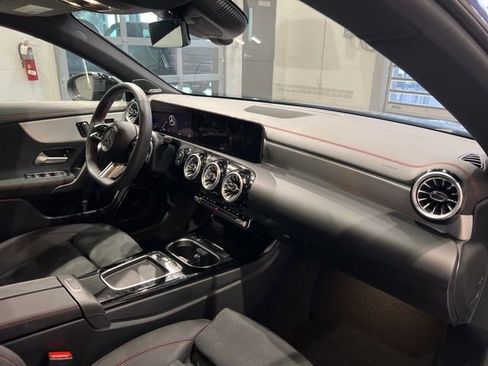 Used 2025 Mercedes-Benz CLA 250 4MATIC image 44