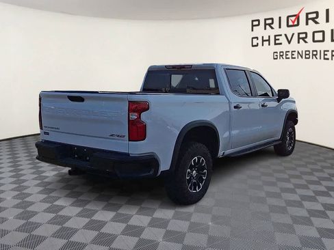 Used 2025 Chevrolet Silverado 1500 ZR2 w/ Technology Package AWD/4WD image 8