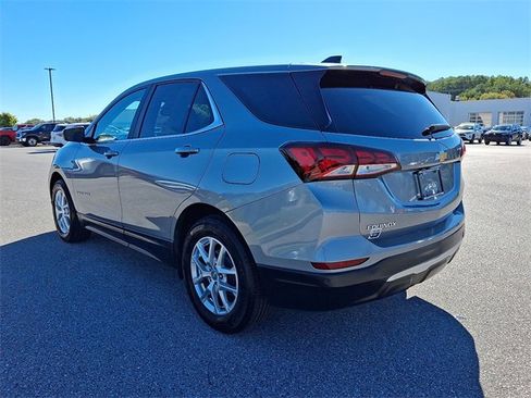 Used 2024 Chevrolet Equinox LT image 4