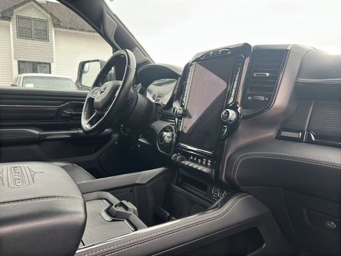 Used 2022 RAM 1500 Limited w/ Body-Colour Bumper Group image 69