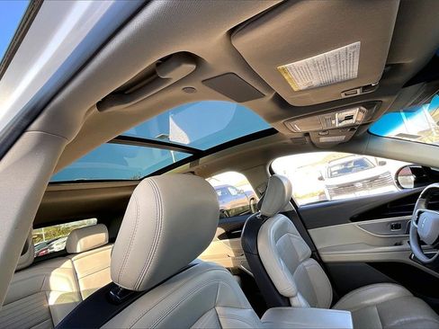 Used 2024 Lincoln Nautilus Reserve w/ Equipment Group 203A image 20