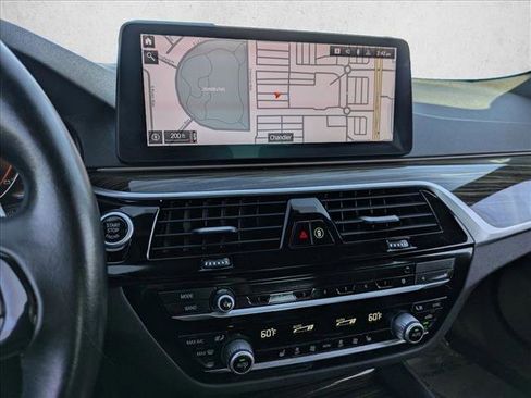 Used 2023 BMW 540i w/ Convenience Package image 12