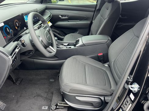 New 2026 Hyundai Santa Cruz SE image 9